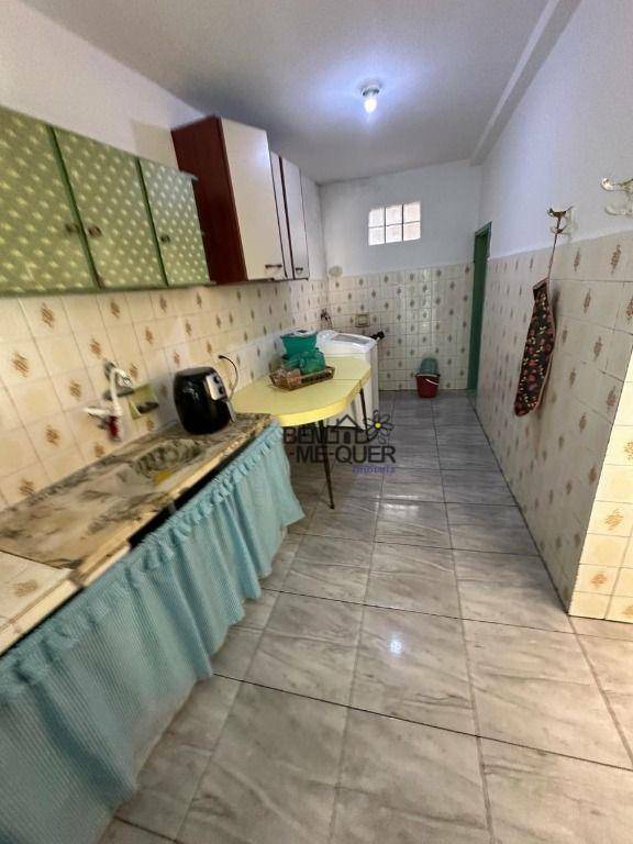 Casa à venda com 3 quartos, 190m² - Foto 25