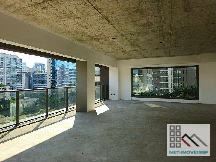 Apartamento à venda com 3 quartos, 227m² - Foto 10