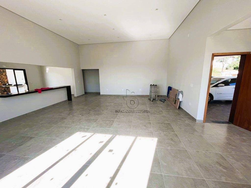 Casa de Condomínio à venda com 4 quartos, 380m² - Foto 4