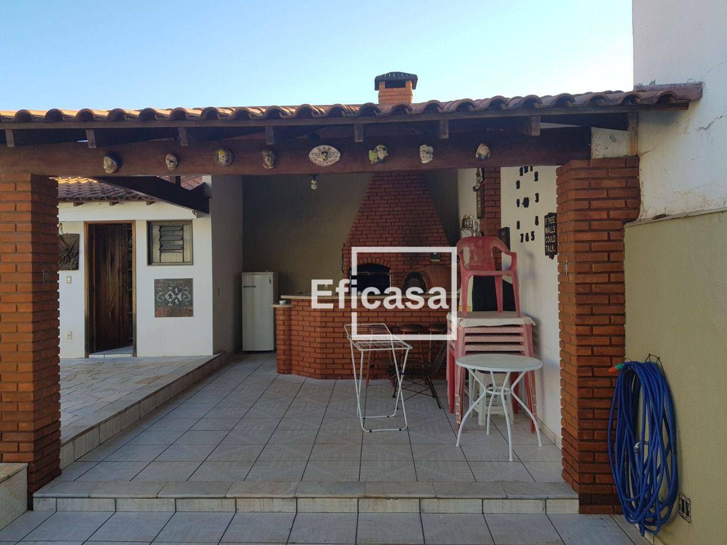 Casa à venda com 4 quartos, 350m² - Foto 6