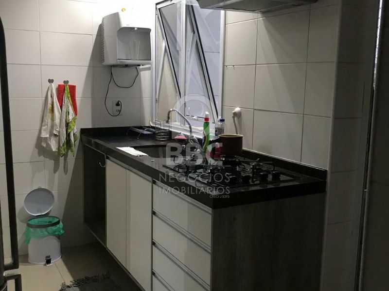 Apartamento à venda com 3 quartos, 97m² - Foto 7