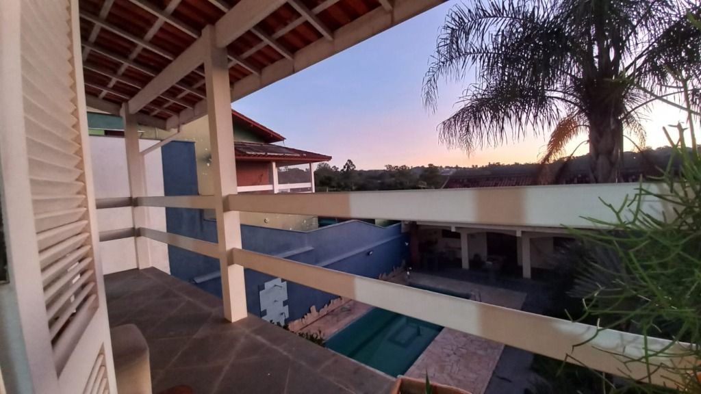 Casa de Condomínio à venda com 4 quartos, 350m² - Foto 18