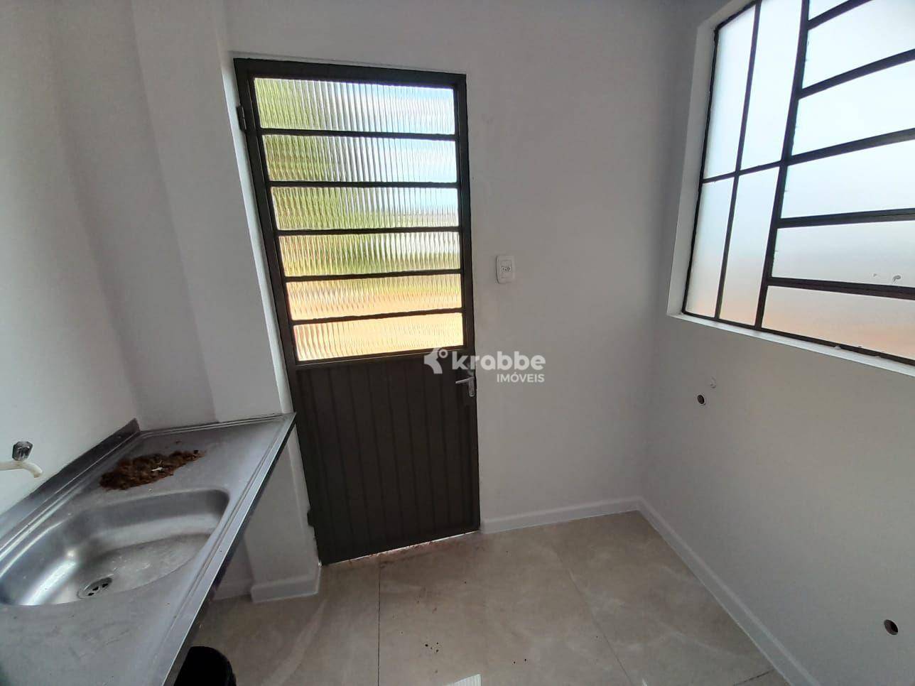 Casa de Condomínio para alugar com 3 quartos, 98m² - Foto 4