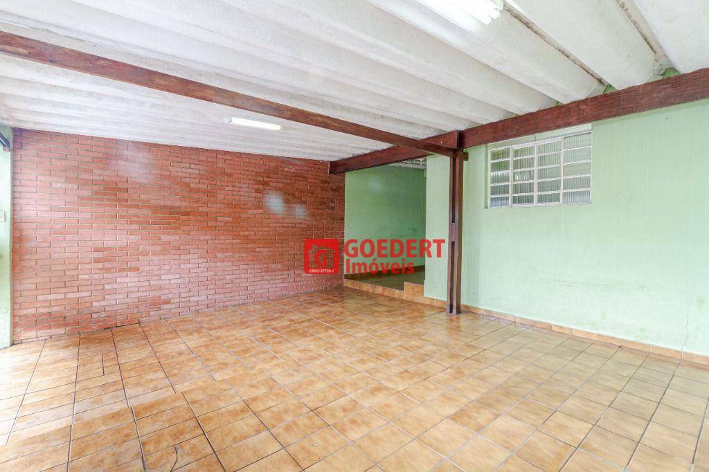 Casa à venda com 2 quartos, 201m² - Foto 4