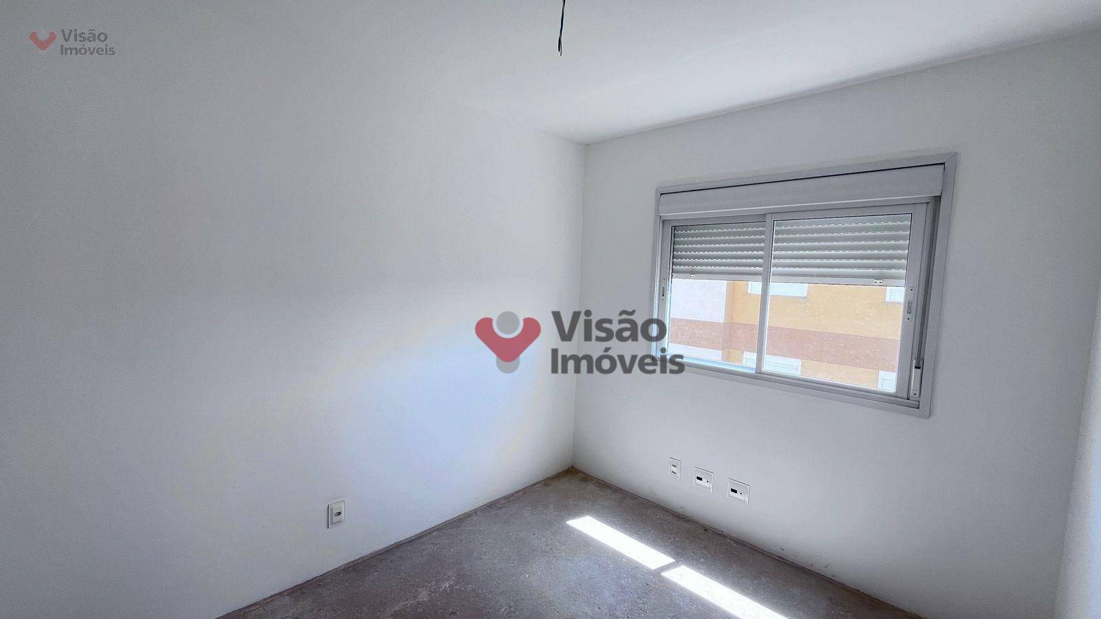 Apartamento à venda com 2 quartos, 75m² - Foto 9