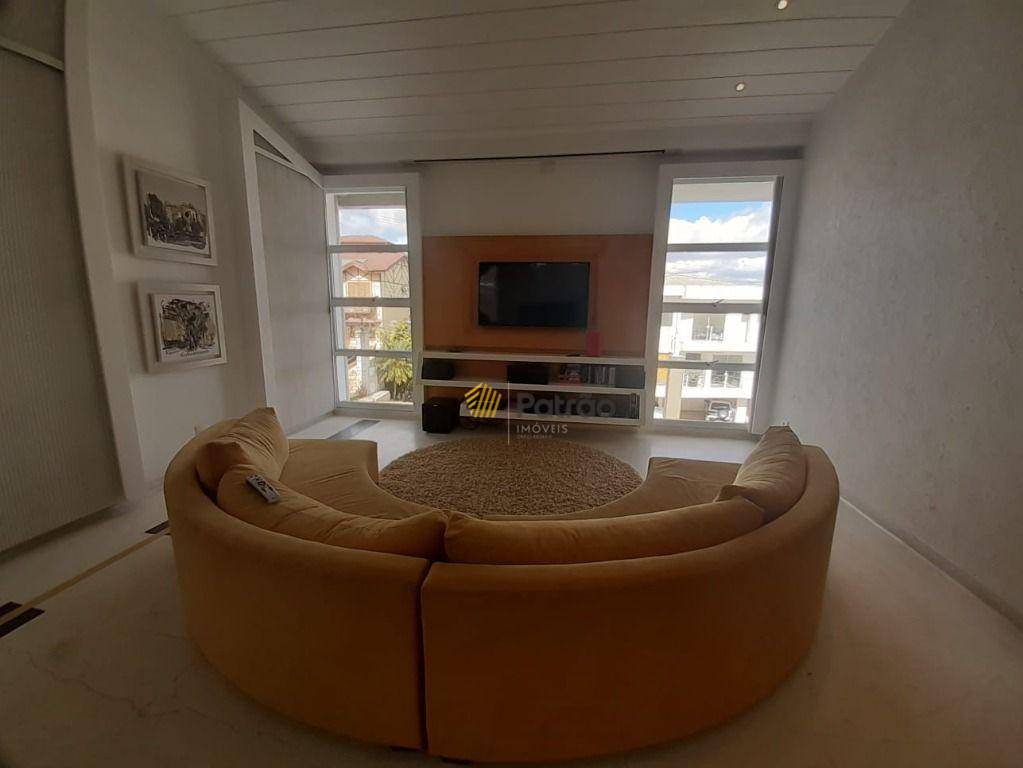 Casa de Condomínio à venda com 4 quartos, 600m² - Foto 12