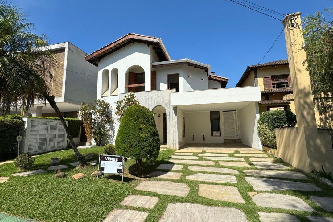 Casa de Condomínio à venda com 3 quartos, 360m² - Foto 1