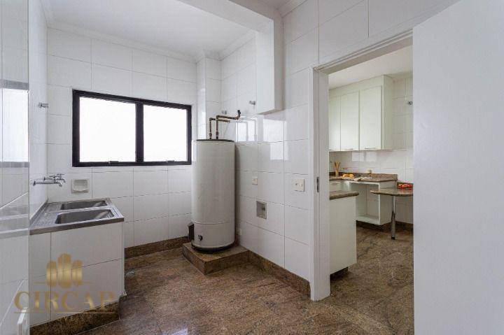 Apartamento à venda com 3 quartos, 270m² - Foto 9