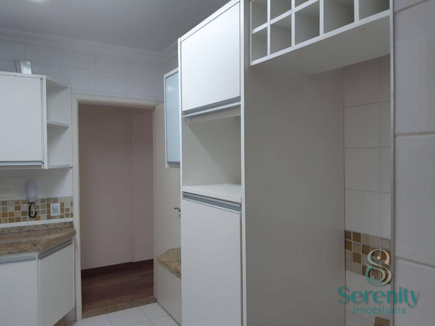 Apartamento à venda com 3 quartos, 105m² - Foto 7