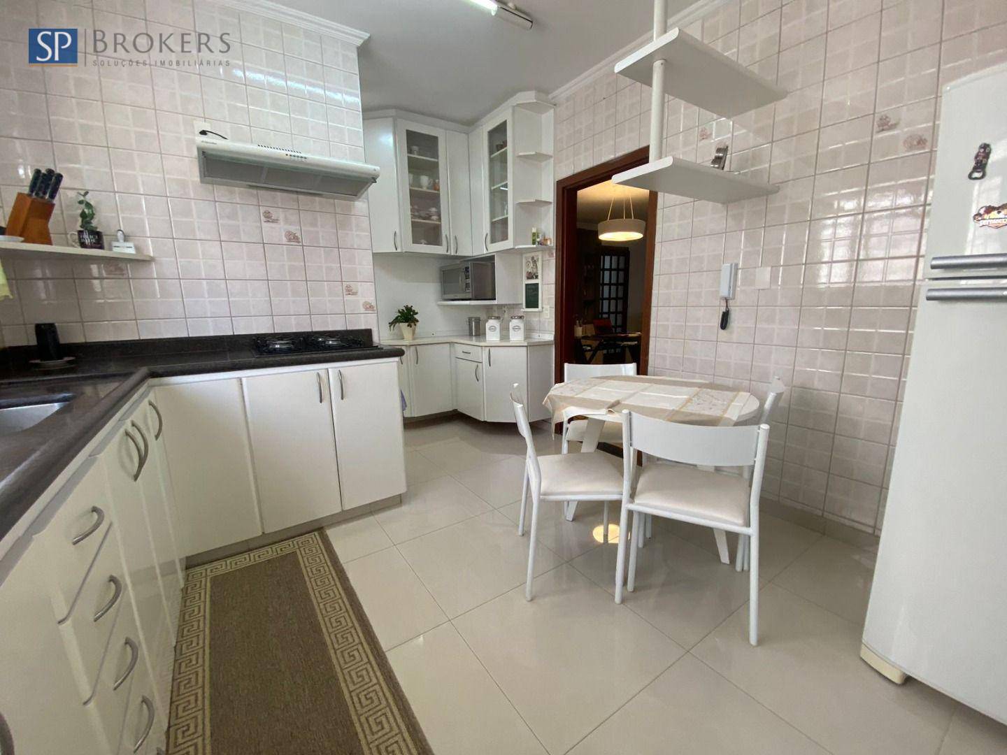 Casa de Condomínio à venda com 4 quartos, 360m² - Foto 11