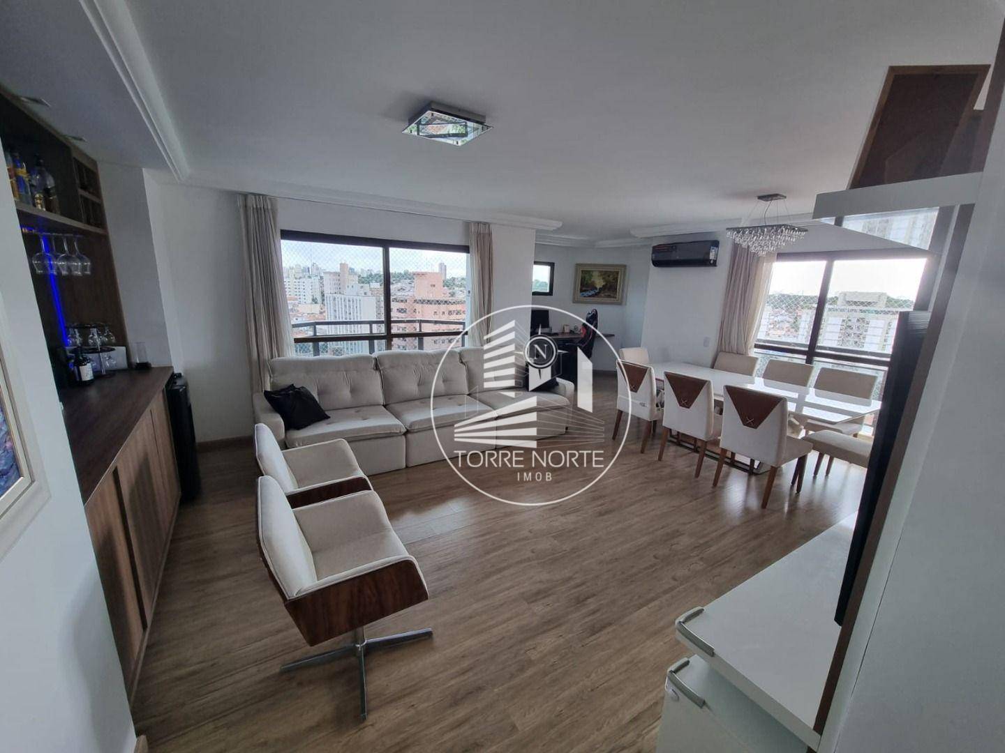 Apartamento à venda com 3 quartos, 145m² - Foto 20