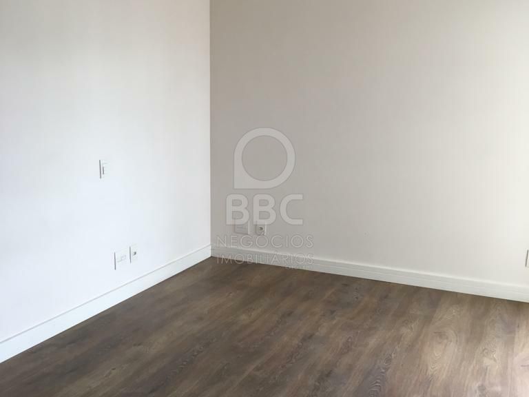 Apartamento à venda com 3 quartos, 136m² - Foto 17