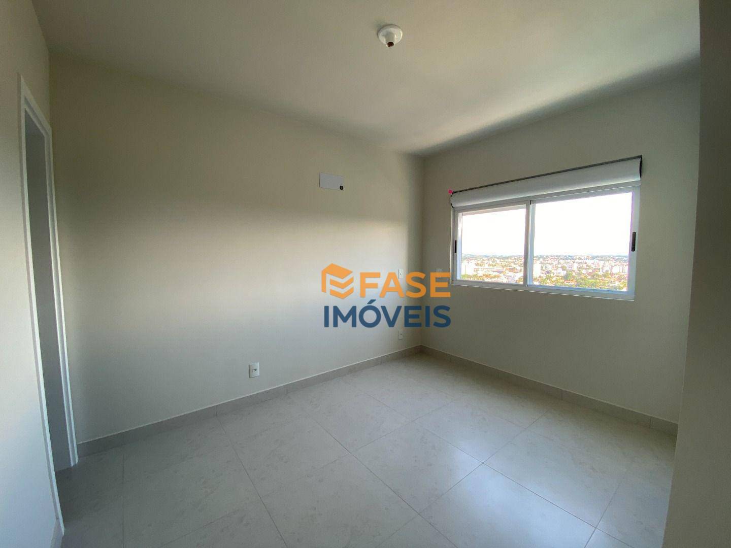 Apartamento à venda com 2 quartos, 66m² - Foto 11