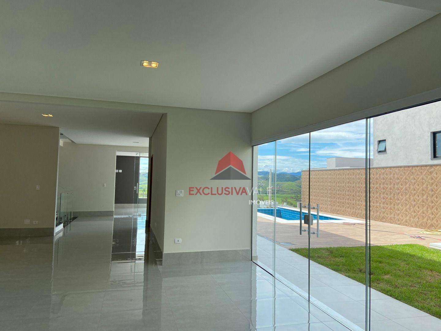 Casa de Condomínio à venda com 4 quartos, 291m² - Foto 14