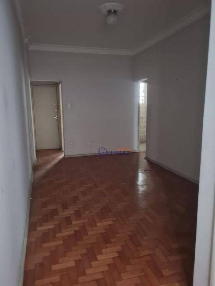 Apartamento à venda com 2 quartos, 80m² - Foto 8