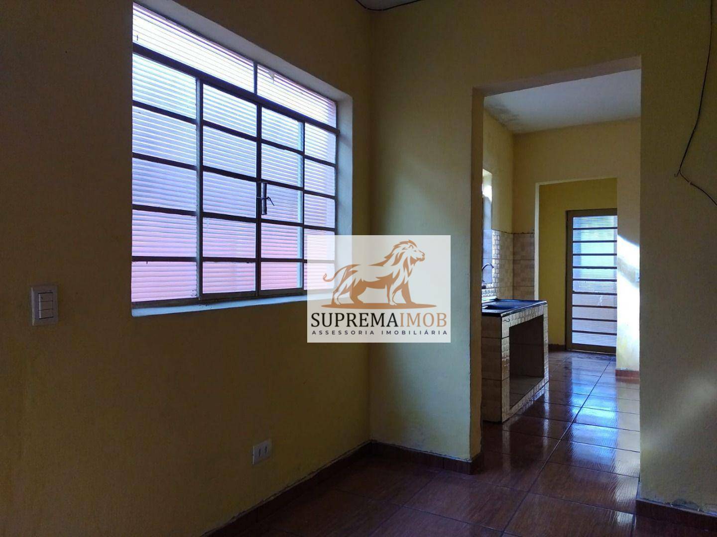 Casa à venda e aluguel com 1 quarto, 61m² - Foto 3