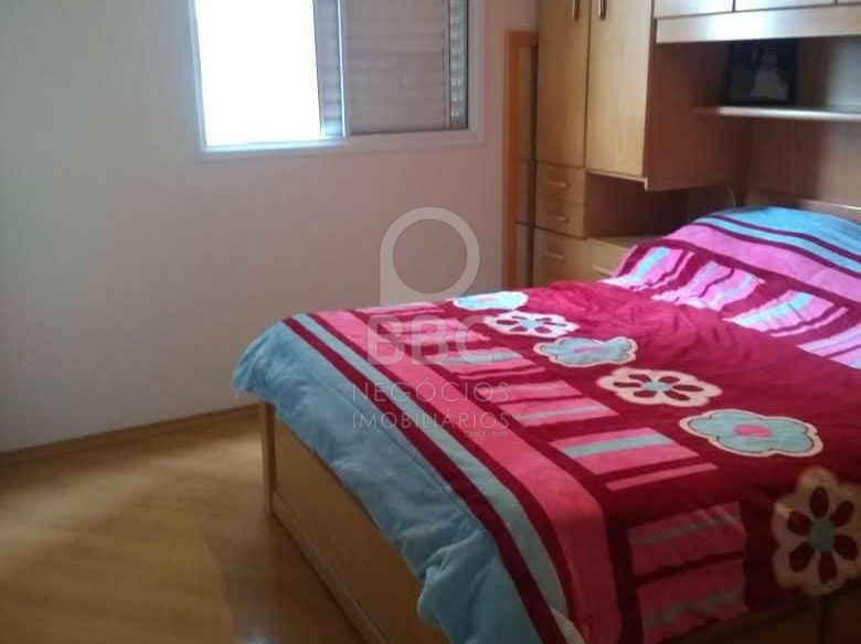 Apartamento à venda com 2 quartos, 64m² - Foto 8