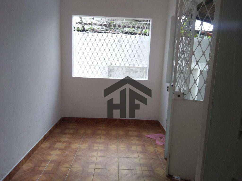 Casa à venda com 3 quartos, 150m² - Foto 11