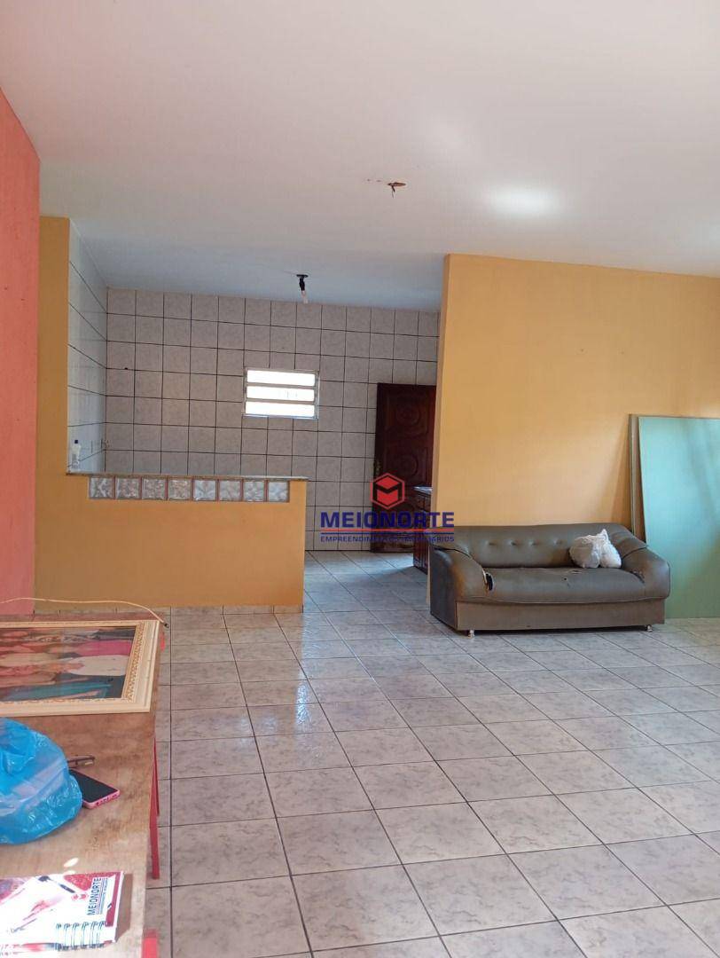 Casa para alugar com 3 quartos, 250m² - Foto 4