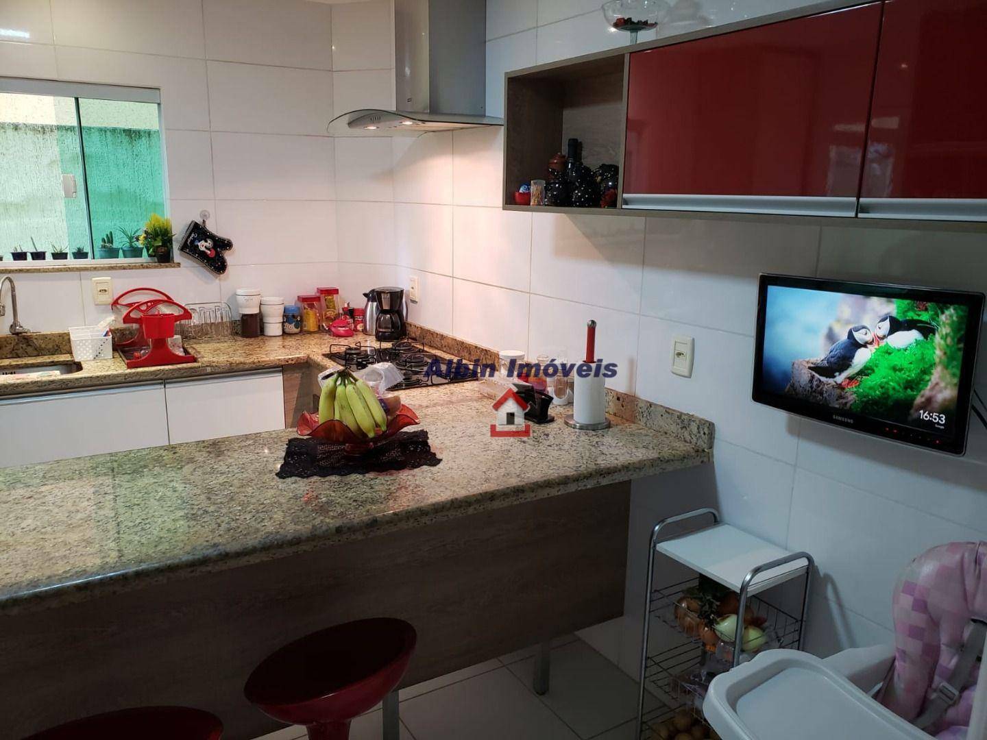 Casa à venda com 3 quartos, 200m² - Foto 8