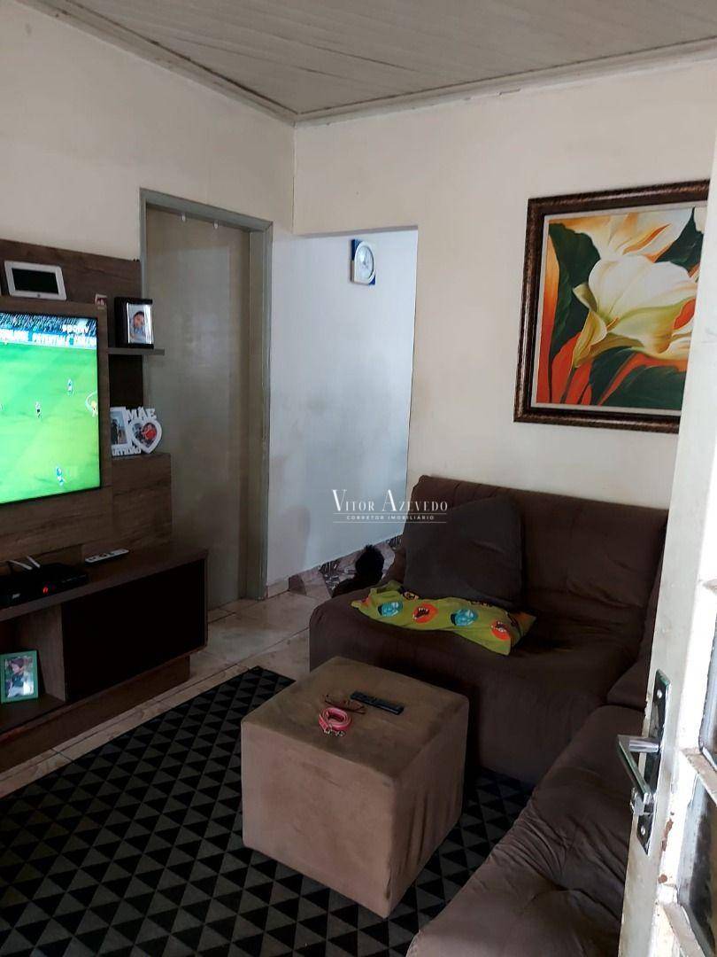 Casa à venda com 3 quartos, 131m² - Foto 2