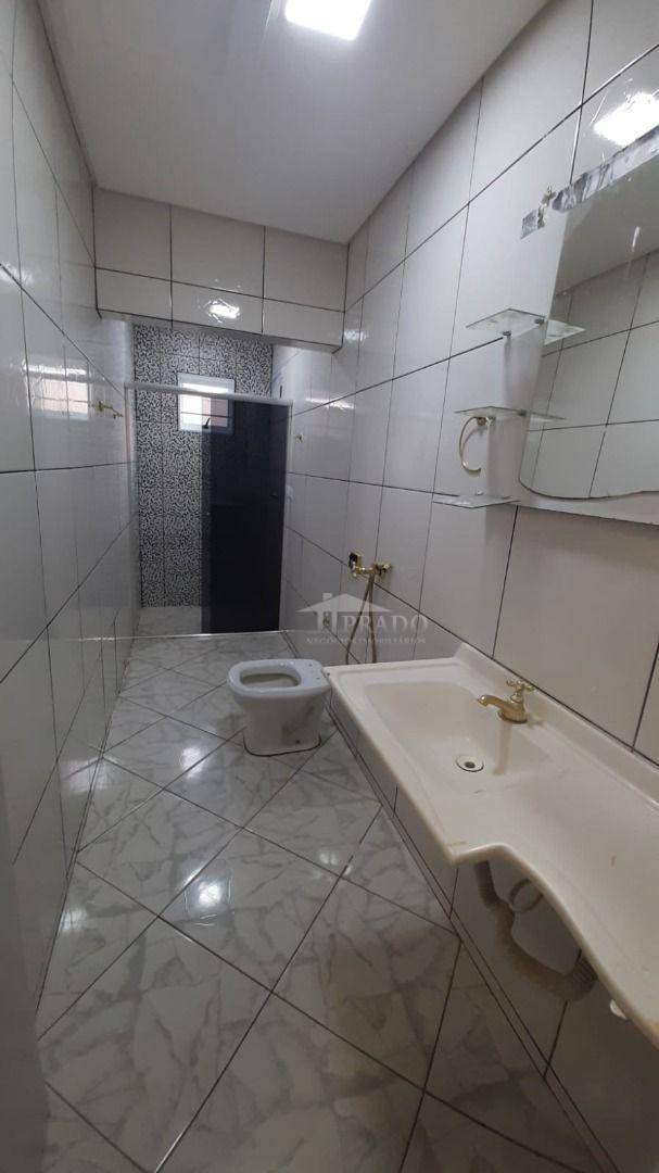 Casa à venda com 3 quartos, 200m² - Foto 20