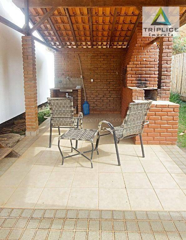 Chácara à venda com 2 quartos, 143m² - Foto 15