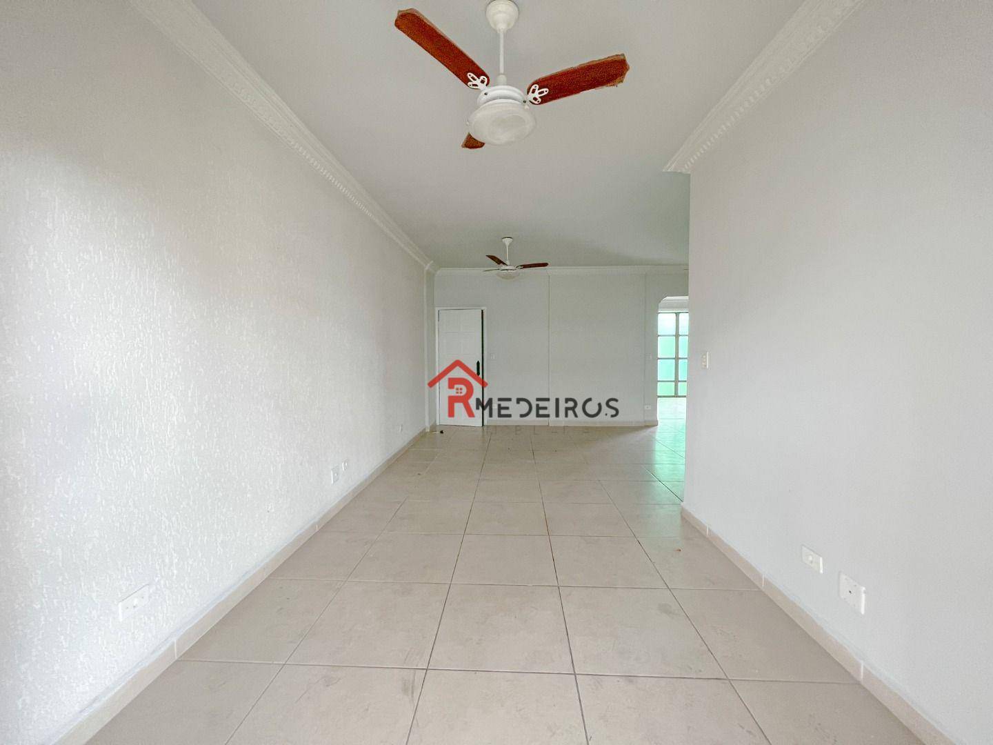 Cobertura, 3 quartos, 232 m² - Foto 3