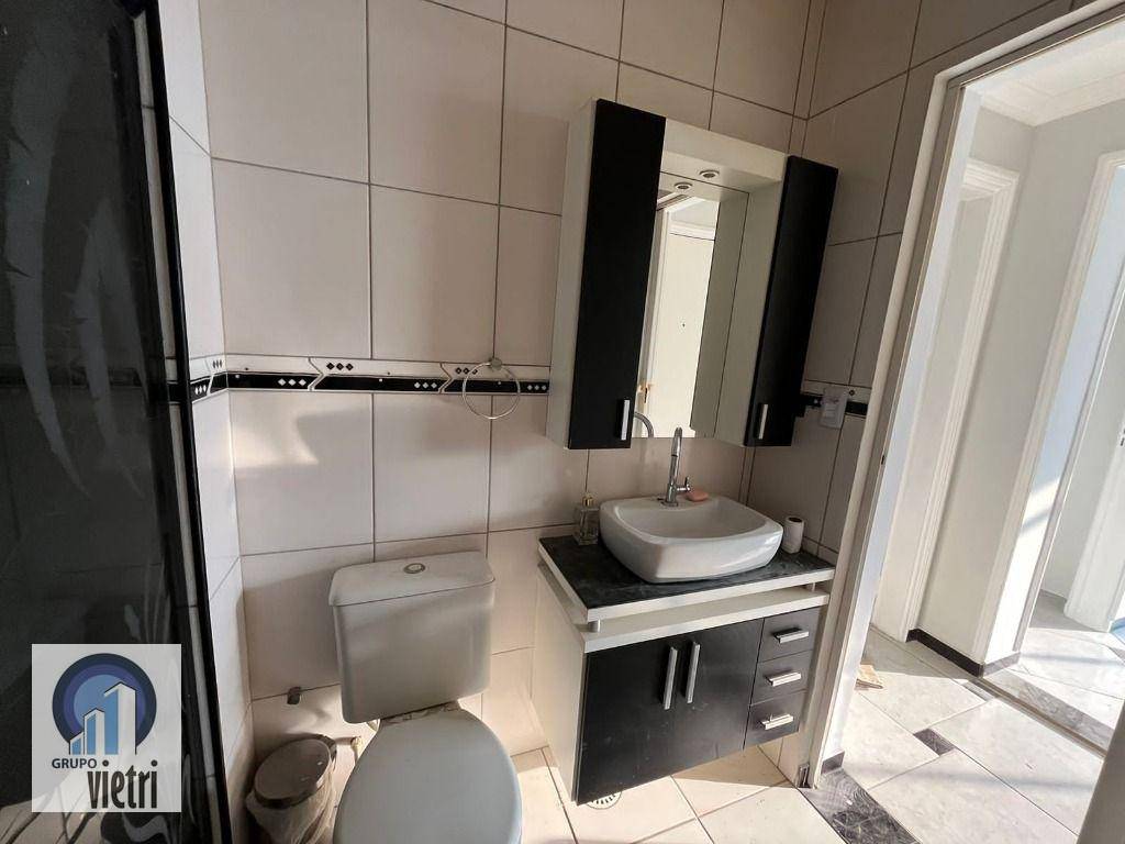 Apartamento para alugar com 2 quartos, 67m² - Foto 2