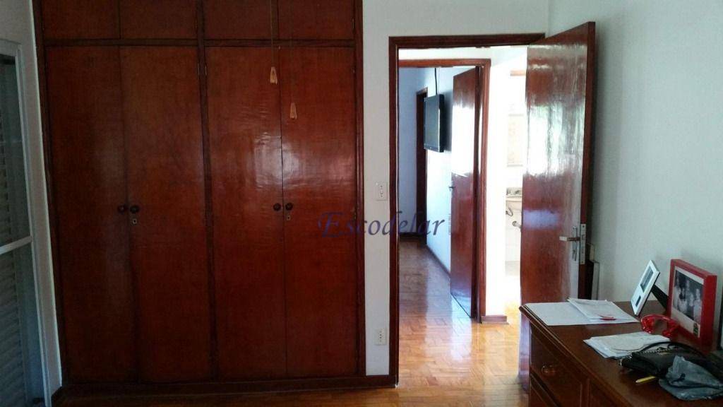 Sobrado à venda com 3 quartos, 240m² - Foto 30