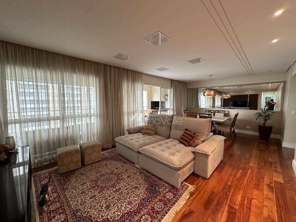 Apartamento à venda com 3 quartos, 133m² - Foto 2