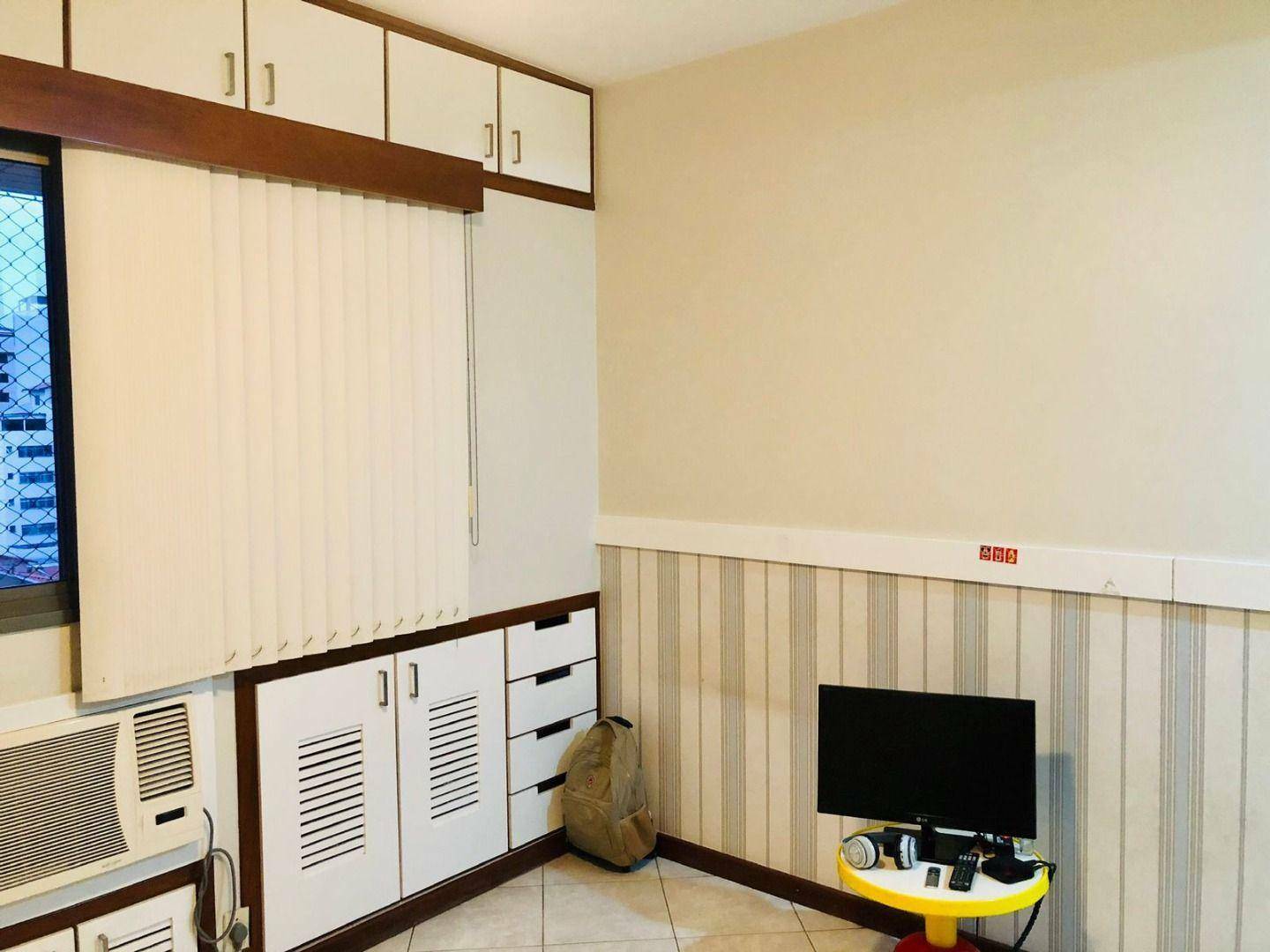 Apartamento à venda com 4 quartos, 135m² - Foto 23