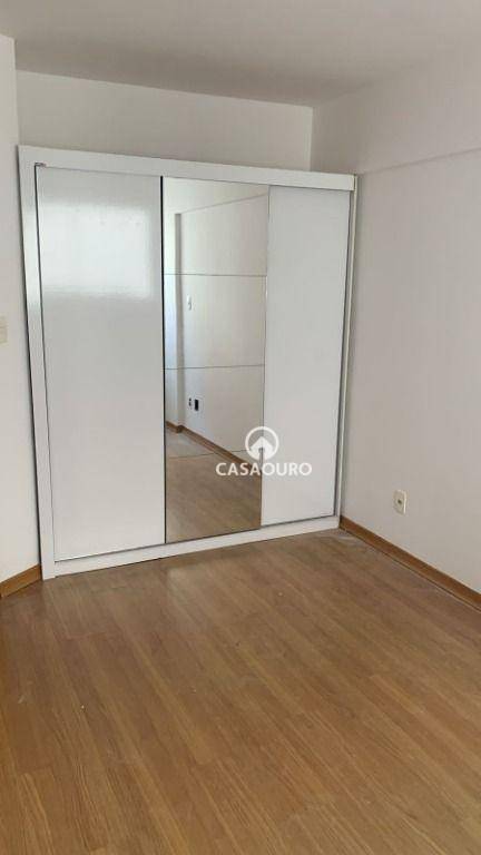 Apartamento à venda com 3 quartos, 94m² - Foto 6