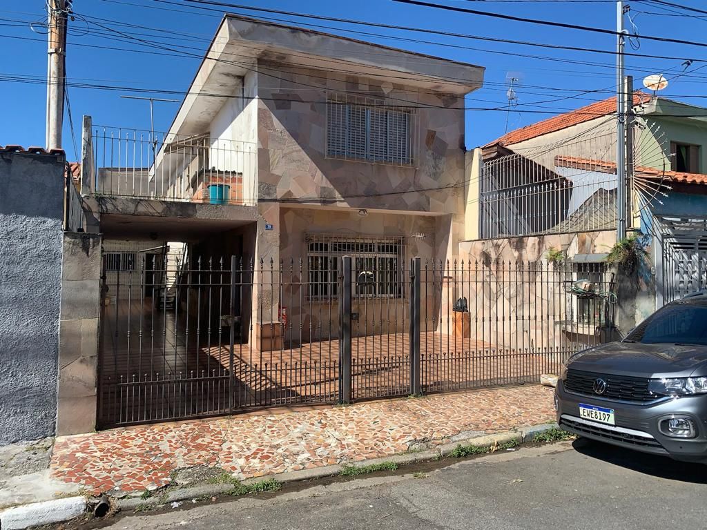 Sobrado à venda com 3 quartos, 130m² - Foto 1