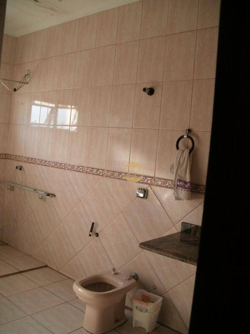 Casa à venda com 4 quartos, 450m² - Foto 14