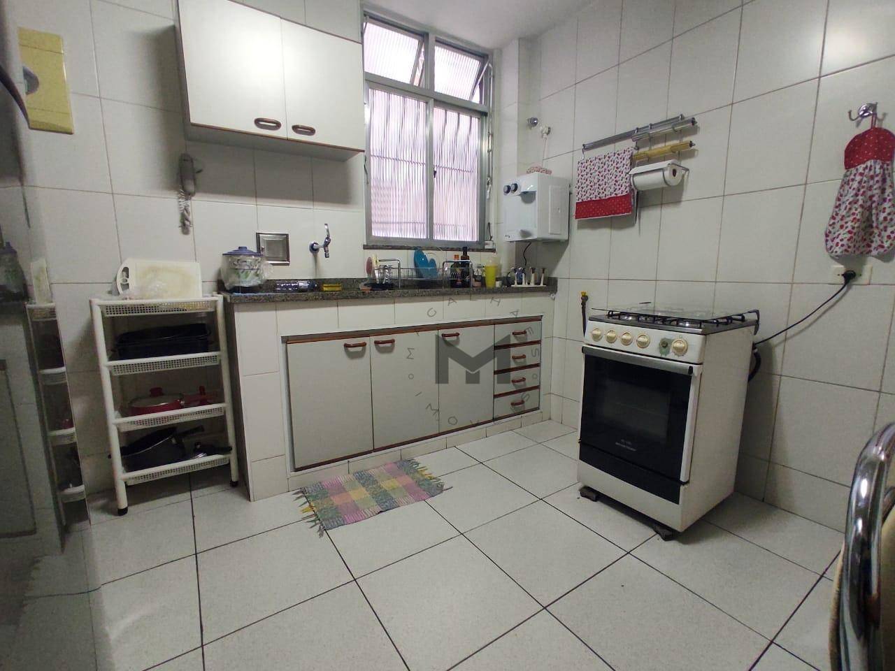 Apartamento à venda com 3 quartos, 155m² - Foto 6