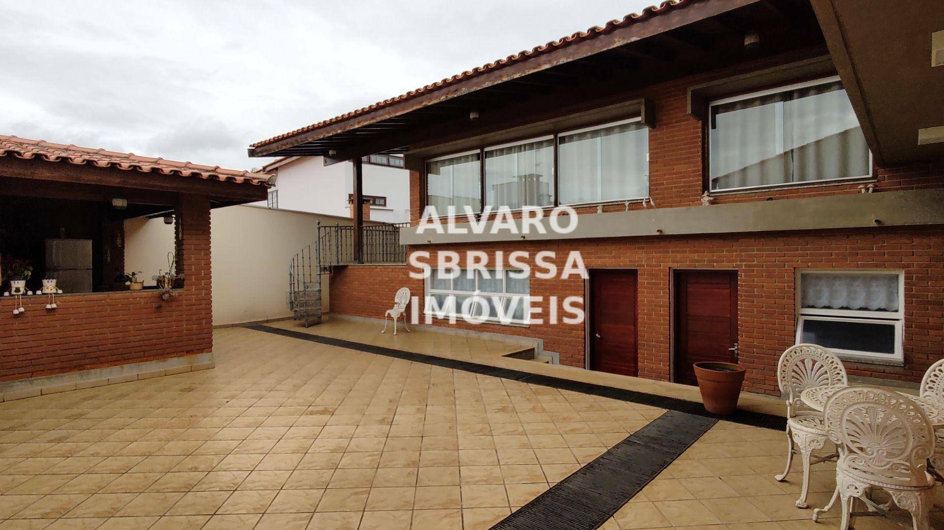 Casa de Condomínio à venda com 3 quartos, 350m² - Foto 18