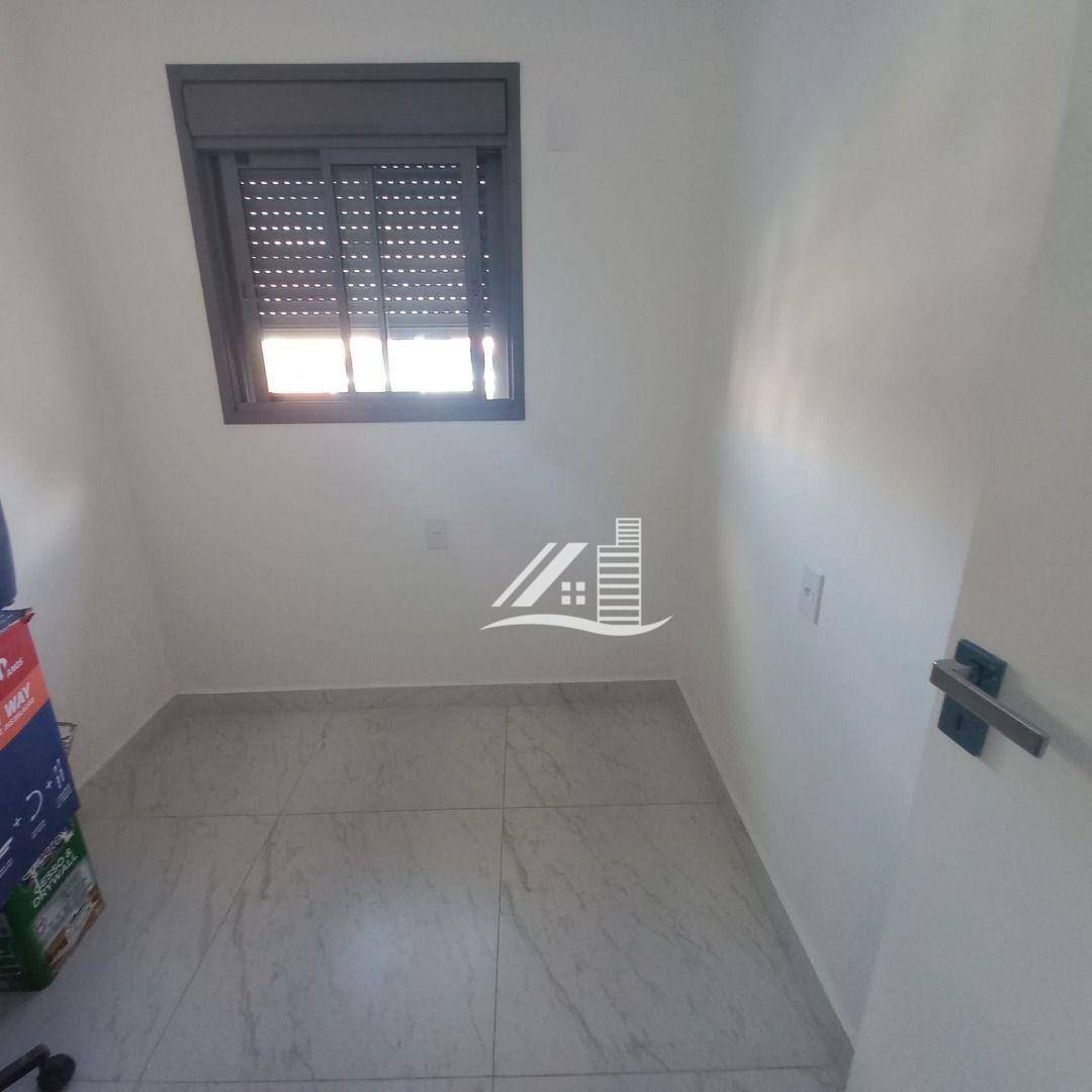 Apartamento à venda com 2 quartos, 42m² - Foto 12