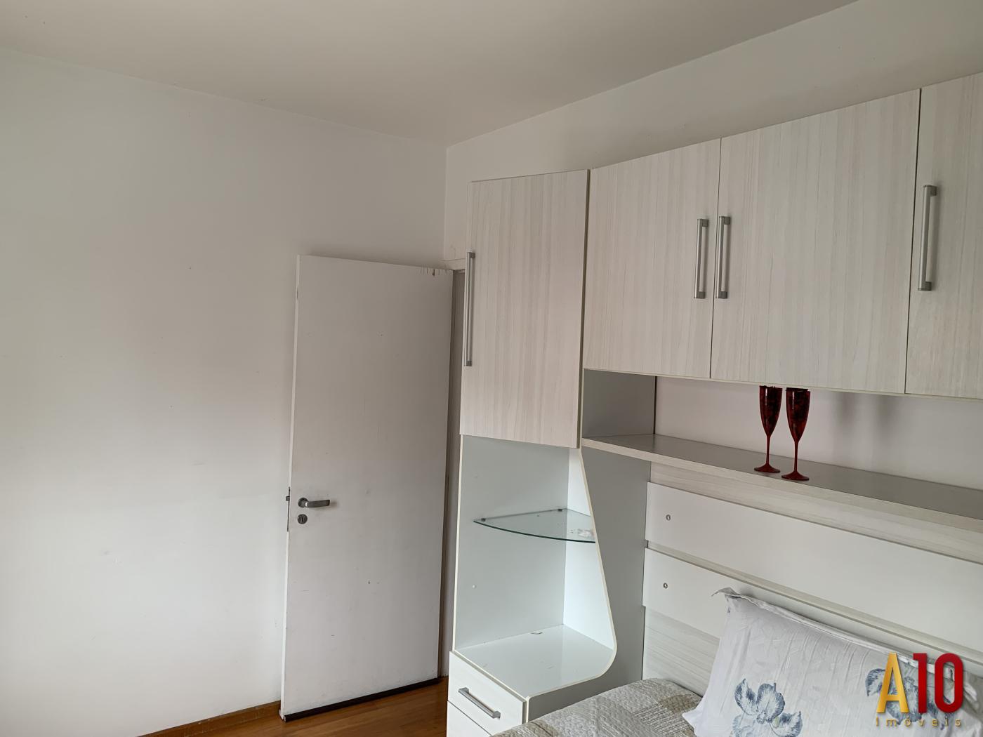 Apartamento à venda com 3 quartos, 91m² - Foto 11