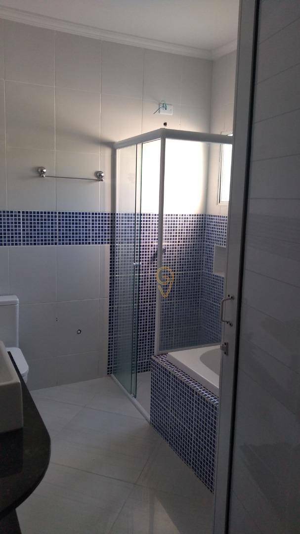 Sobrado à venda com 4 quartos, 232m² - Foto 13