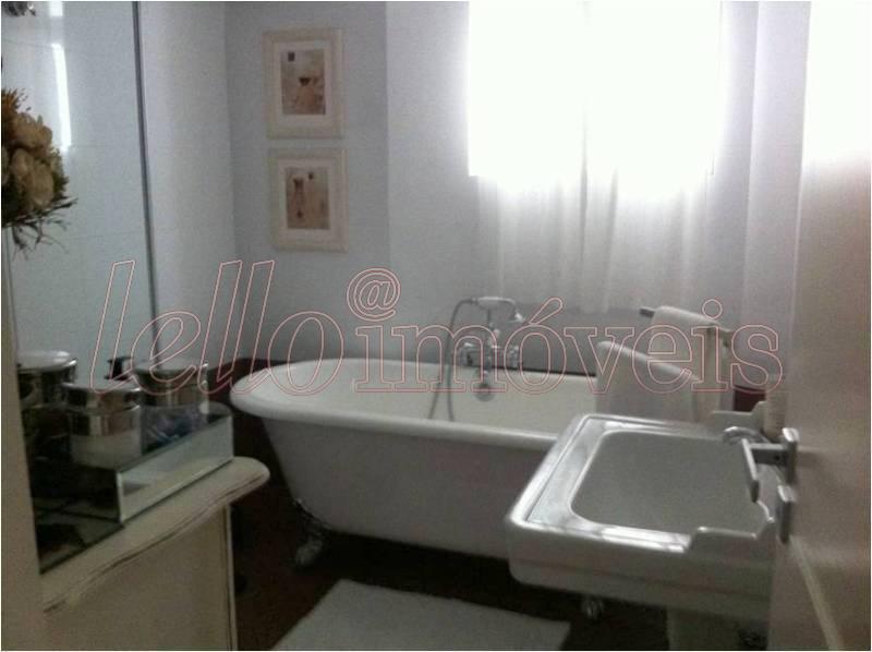 Apartamento à venda com 4 quartos, 225m² - Foto 9