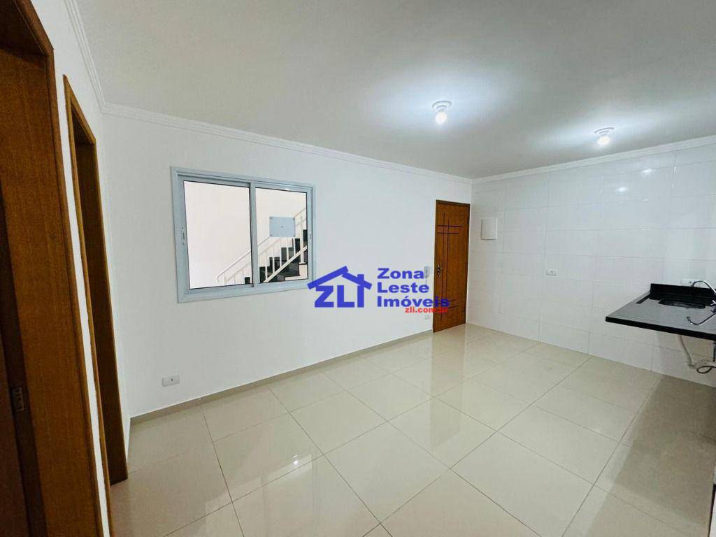 Apartamento à venda com 2 quartos, 40m² - Foto 7