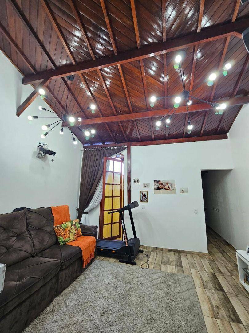 Sobrado à venda com 2 quartos, 182m² - Foto 50