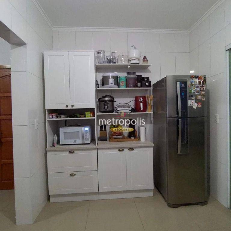 Sobrado à venda com 3 quartos, 120m² - Foto 2