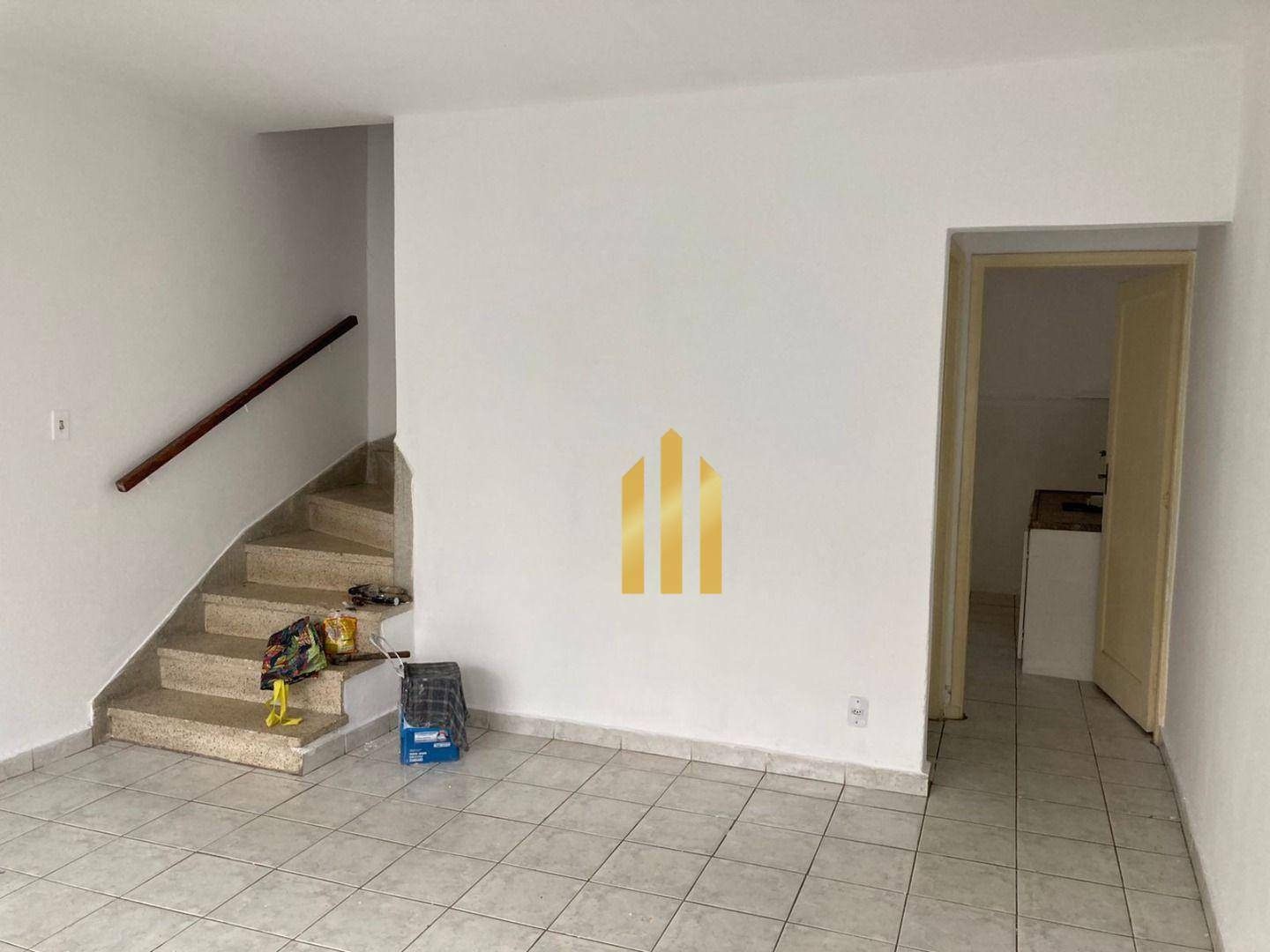 Sobrado para alugar com 2 quartos, 95m² - Foto 4