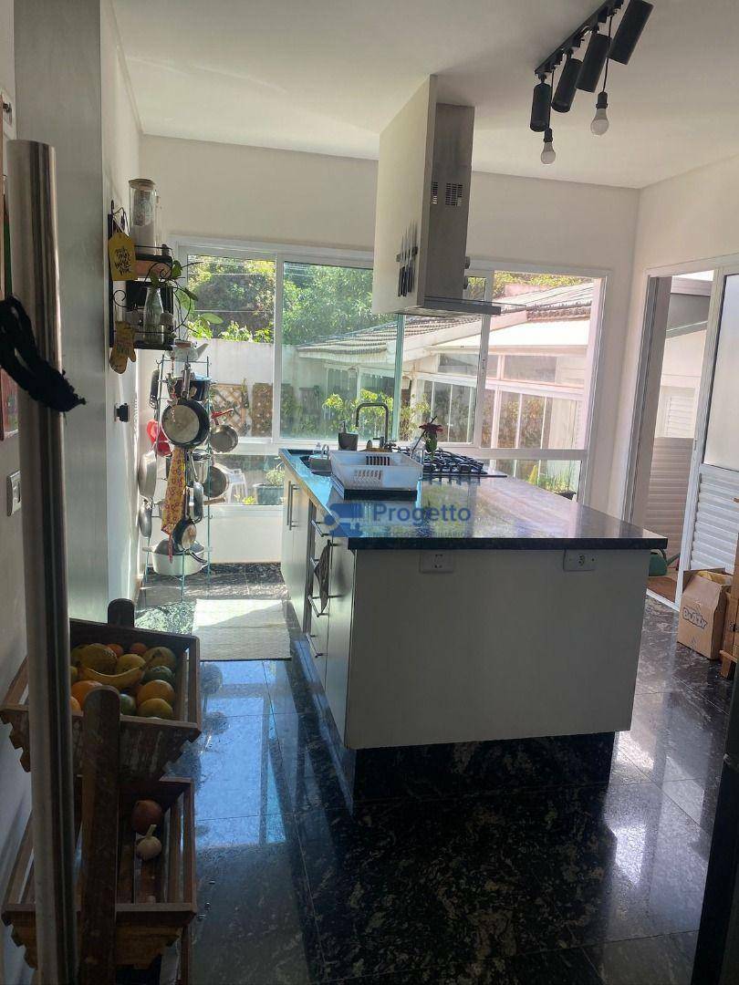 Casa de Condomínio à venda e aluguel com 3 quartos, 225m² - Foto 24