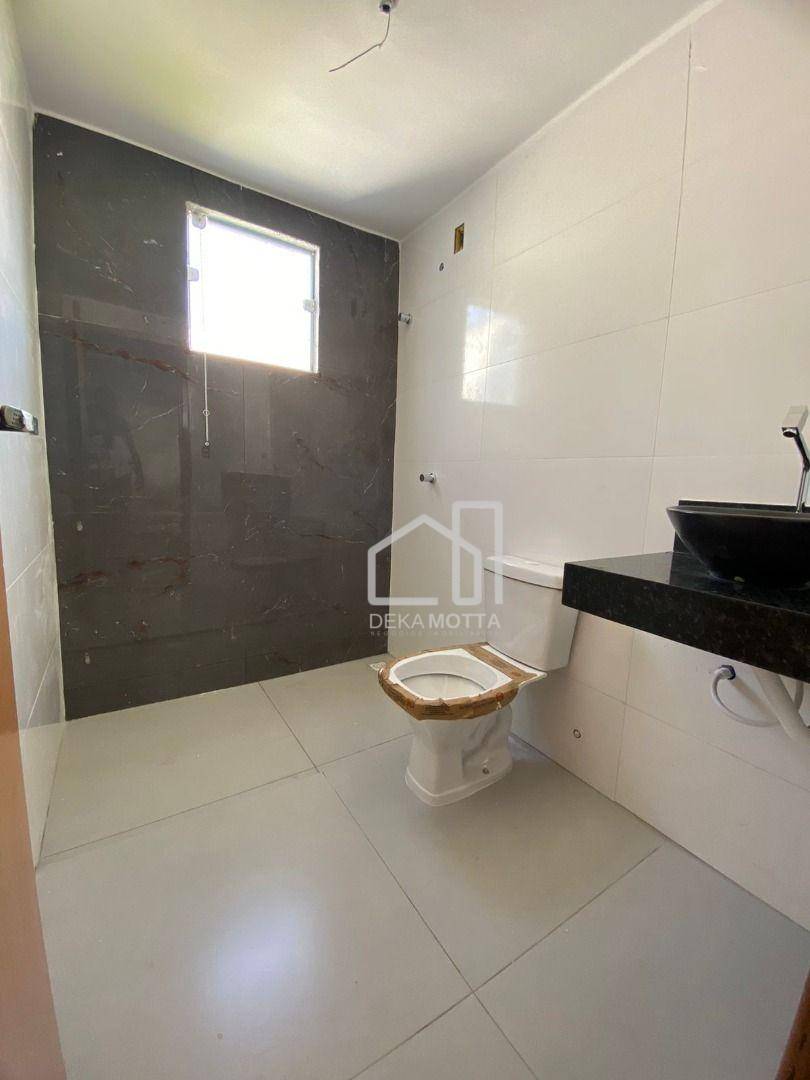 Casa à venda com 4 quartos, 150m² - Foto 15