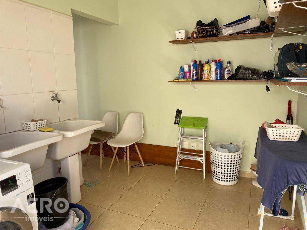 Casa de Condomínio à venda com 4 quartos, 280m² - Foto 12