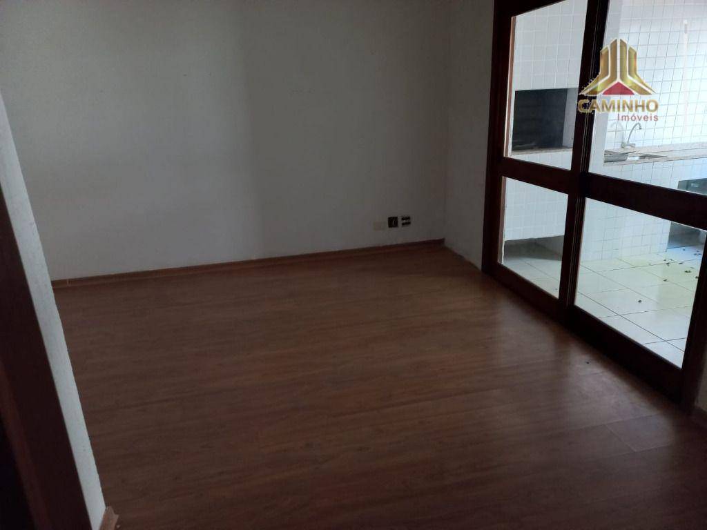 Apartamento à venda com 3 quartos, 166m² - Foto 7