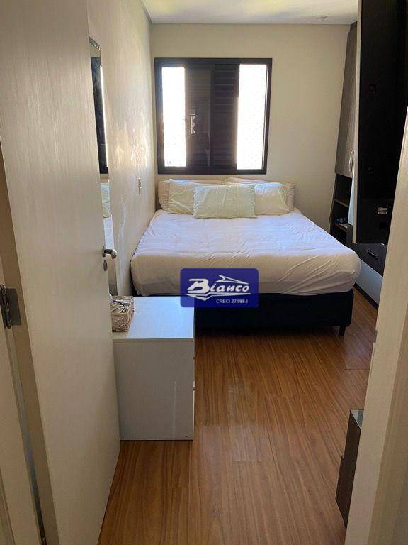 Apartamento à venda com 3 quartos, 113m² - Foto 12